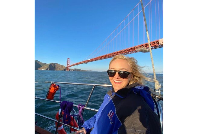 1.5-Hour San Francisco Bay Sailing Tour - Sailing toward the Golden Gate Bridge