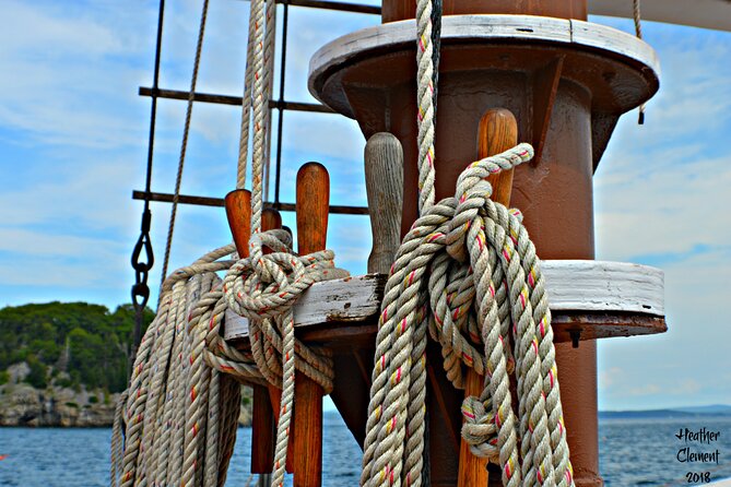 1.5 to 2-Hr Windjammer Sailing Trip in Maine w/ Licensed Captain - Sunset departures and changing weather