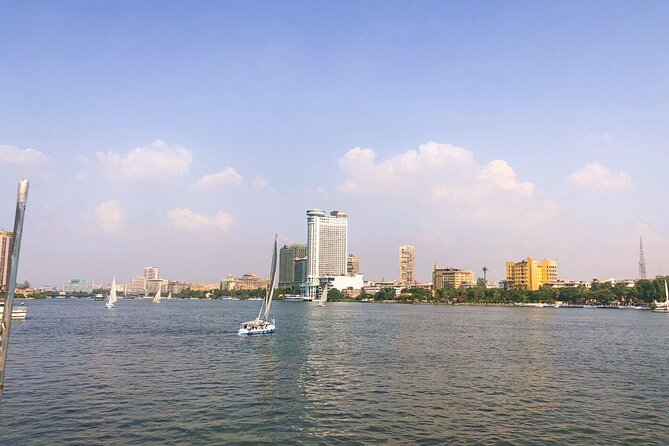 1 Hour Felucca Sailing trip on the Nile in Cairo - Morning light or sunset color