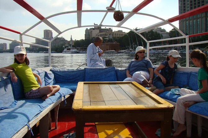 1 -Hour Sailing Egyptian felucca ride on the Nile in Cairo - How much the guide adds