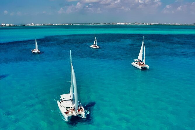 2-Day Combo: Isla Mujeres Sailing And Tulum Mayan Ruins - The boat crew and the feel of the day