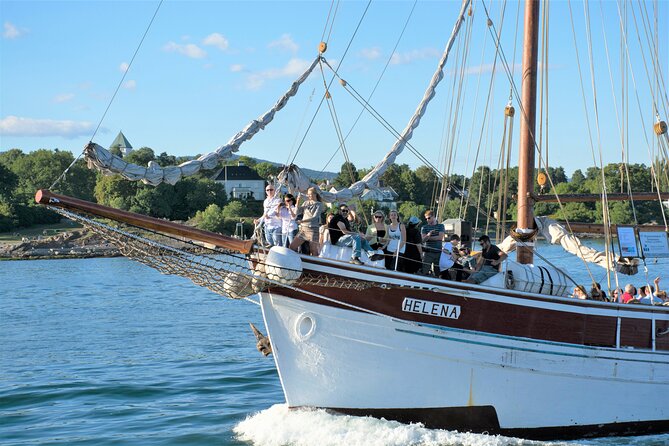 2-Hour Oslo Fjord Sightseeing Cruise by Sailing Ship - Boarding at Rådhusbrygge 3