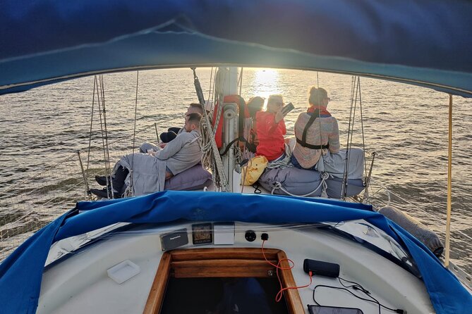 2 Hour Sailboat Sunset Tour by RiverMountain Lisbon - Why Lisbon looks different from a sailboat