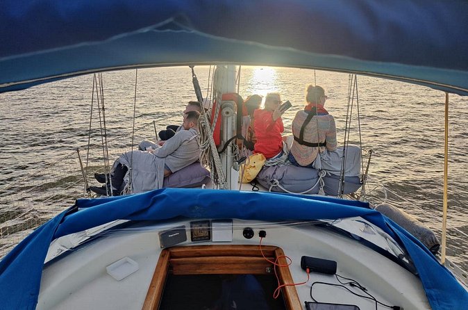 2 Hour Sailboat Sunset Tour by RiverMountain Lisbon - Who will get the most from this two-hour tour