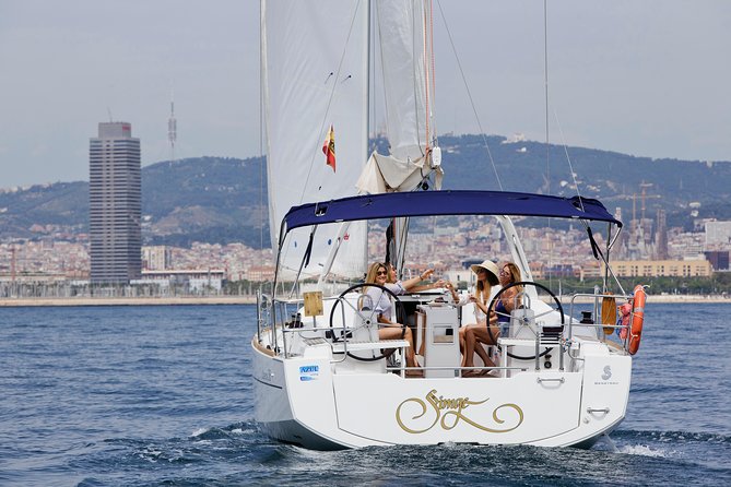 2-Hour Sailing Tour in Barcelona with Open Bar & Snacks - Sailing past El Peix and the Olympic skyline