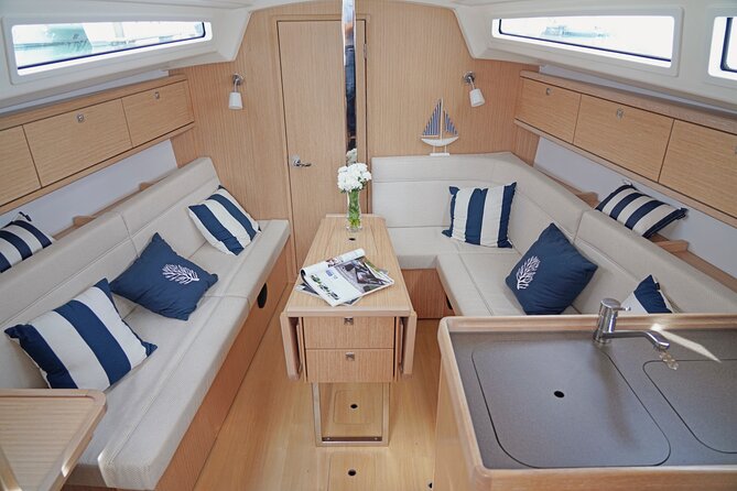 2 Hours Sailing Tour in Lisbon - The best time to book