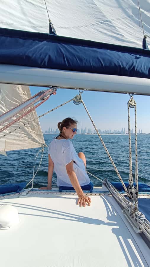 2 hrs Sailing tour with views on Burj Khalifa, Dubai skyline - Who will enjoy this most?