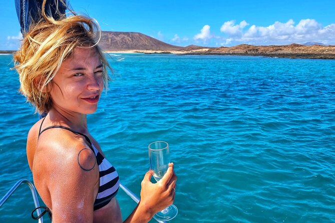3-Hour Private Sailing Tour around the Lobos Island - Setting Out From Corralejo Port