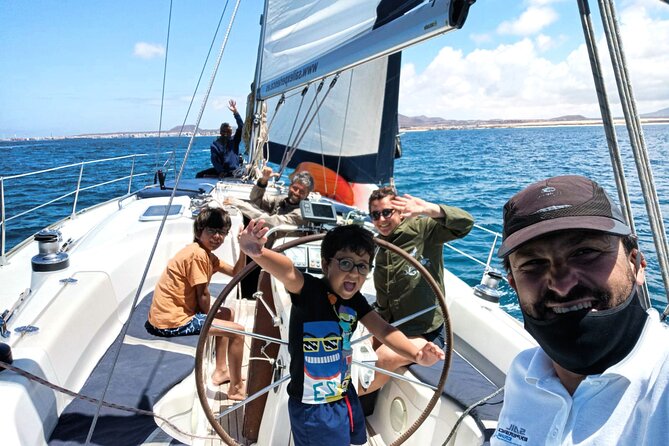 3-Hour Small-Group Sailing Tour around the Lobos Island - Sailing toward Lobos Island