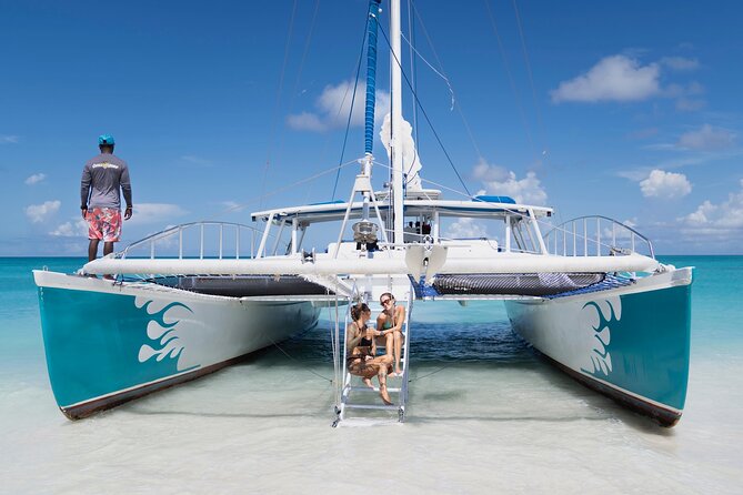 4-Hour Catamaran Sail and Snorkel Tour from Grace Bay - Lunch, drinks, and the boat’s social mood