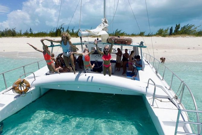 4-Hour Catamaran Sail and Snorkel Tour from Grace Bay - Half Moon Bay or Little Water Cay