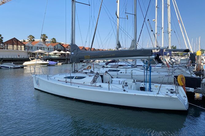 4 Hours Private Swimming/Sailing Tour on Sailboat in Lisbon Beach - What a private four-hour sail gives you