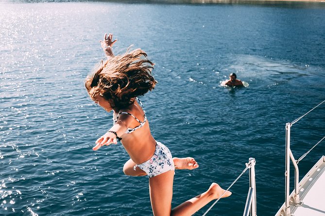 4h Private Boat Tour - Sailing, Swimming and Sunbathing - Adding the barbecue for €25 per person