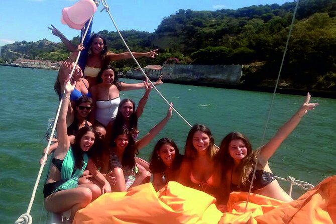 4H Private Luxury Sailboat Tour with Swim - Swimming in Lisbon’s waters