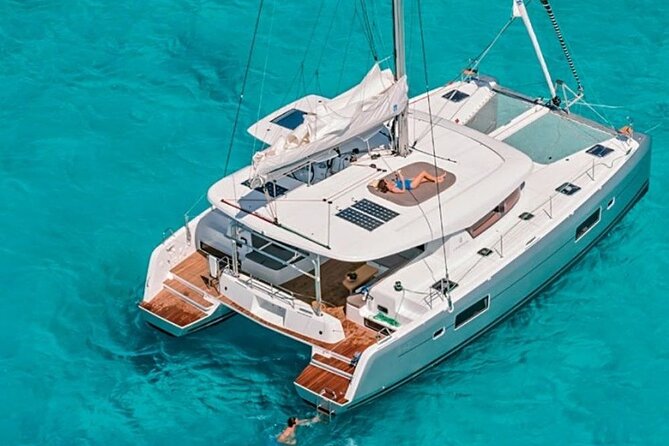 7-Day Private Sailing Retreat in Sardinia and Corsica - The crew and the personal feel