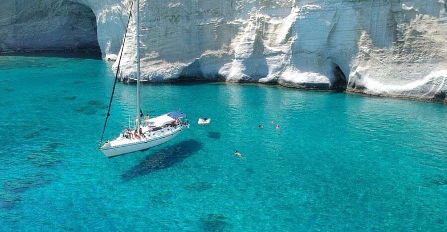 Adamantas: Milos Sightseeing Sailboat Cruise - Cape Vani and the first swim at Kalogries