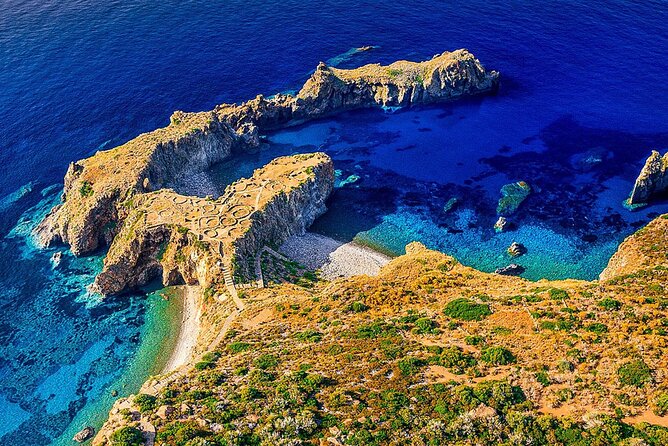 Aeolian Islands - Sailing week with skipper and assistant - Seven islands from one home on the water