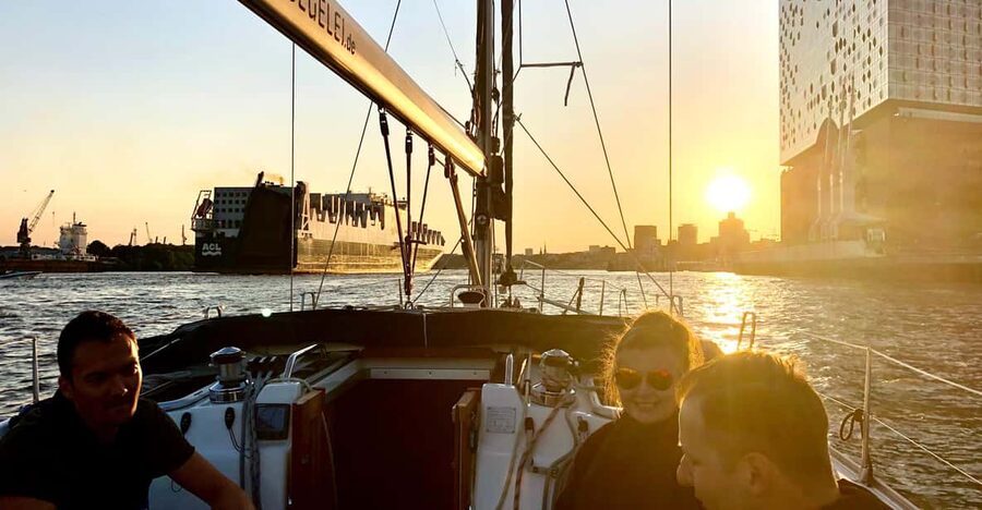 "After Work" - Sailing-Yacht Cruising Event, Hamburg/Elbe - Airbus and Mühlenberger Loch