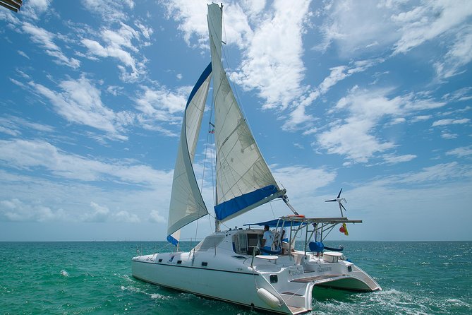 Afternoon Half-Day Catmaran Sailing and Snorkel Adventure - Crew service and the feel on board