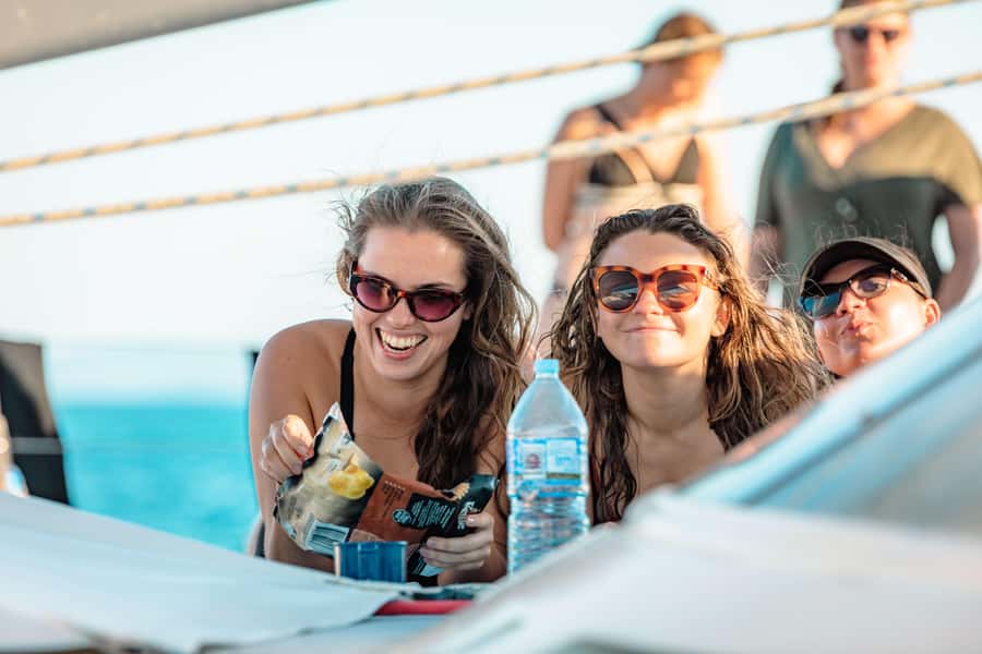 Airlie Beach: 2-Day Whitsunday Islands Sailing Snorkel Tour - Snorkeling the Whitsunday Reefs