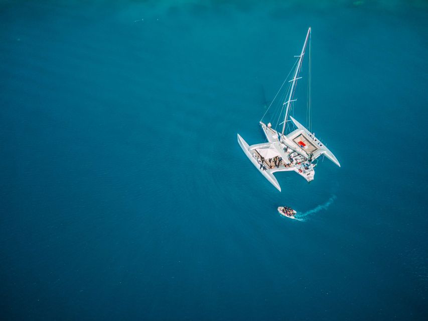 Airlie Beach: 2-Day Whitsunday Islands Sailing Snorkel Tour - Meals, Music, and Life on a Small Boat