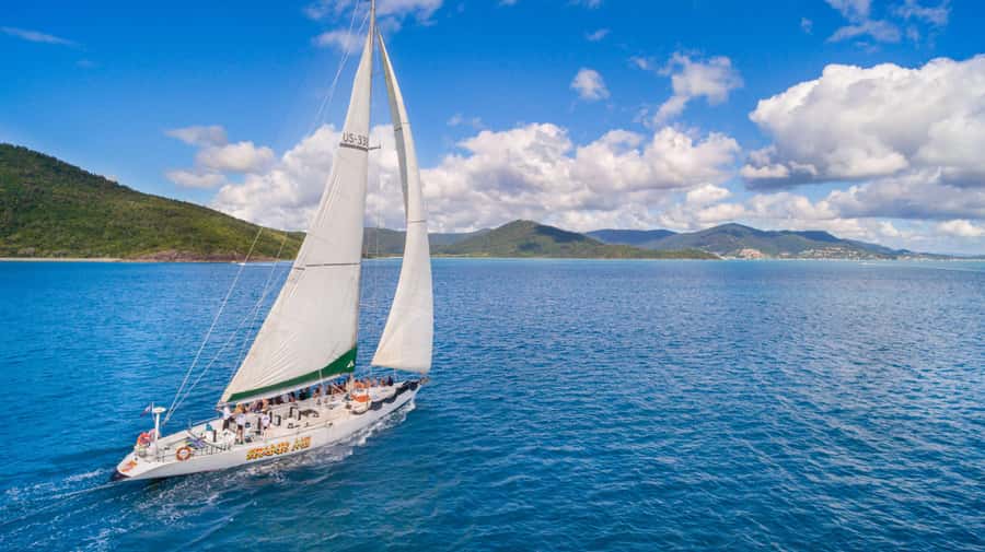 Airlie Beach: 2-Night Whitsundays Sailing Trip with Meals - Key points to know before you sail