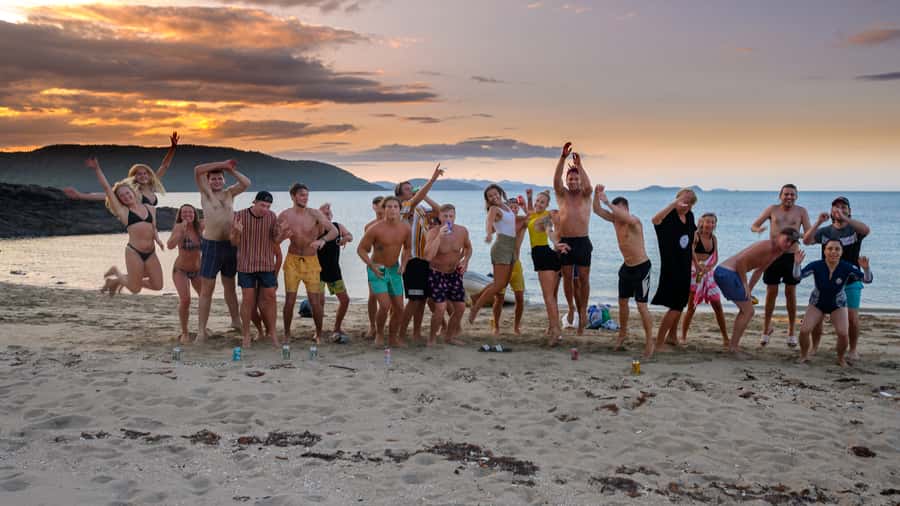 Airlie Beach: 2-Night Whitsundays Sailing Trip with Meals - Snorkeling at Luncheon Bay, Caves Cove, and Blue Pearl Bay