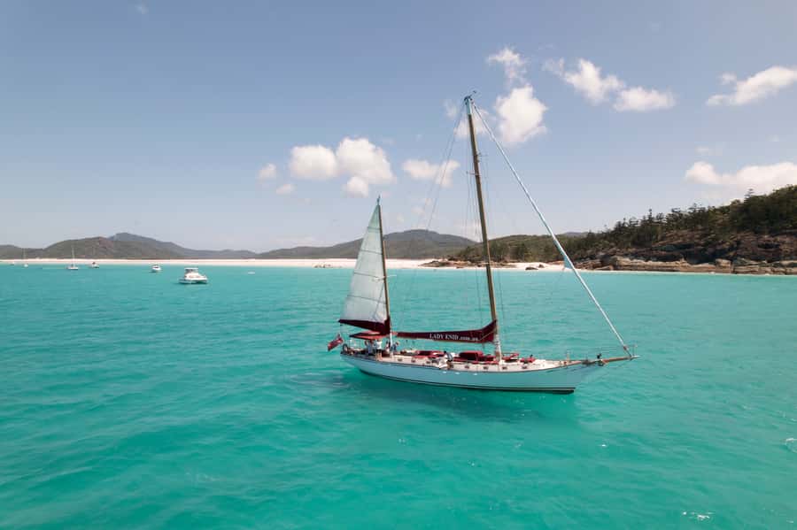 Airlie Beach: Adults-Only Whitehaven Beach Sailing Tour - Key points to know before booking