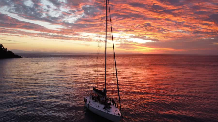 Airlie Beach: Great Barrier Reef 2-Day, 2-Night Sailing Tour - Is $460 a fair price?