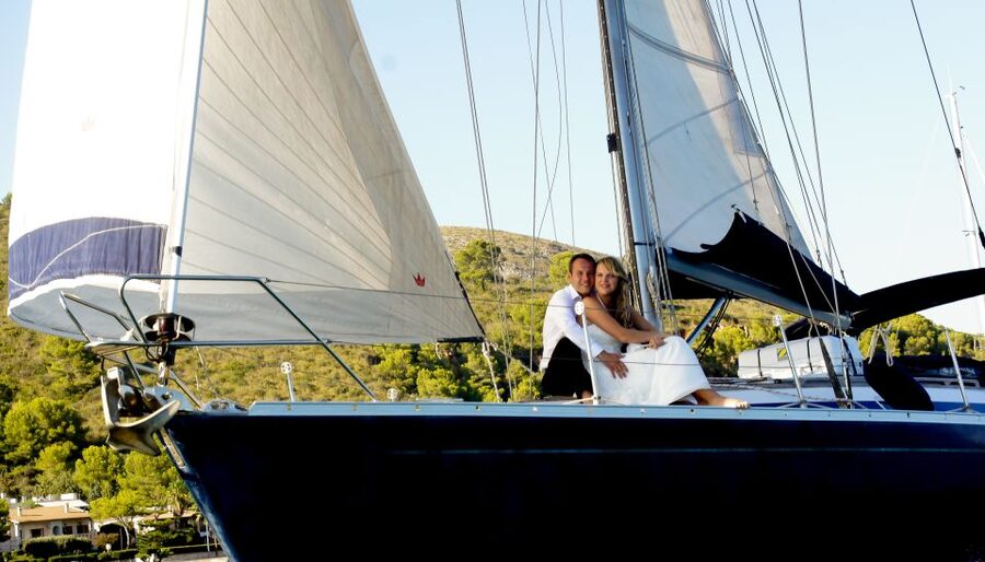 Alcudia: Romantic Sailing Trip with Diner for 2 - Leaving Bonaire at 4:00 PM