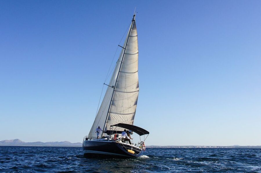Alcudia: Sailing Yacht Excursion with Wine & Tapas - What sailing time really means on this trip