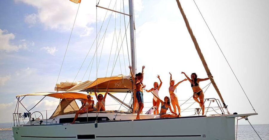 Alghero: Daily Sailing Experience with lunch onboard - Sailing toward Capo Caccia and Punta Giglio