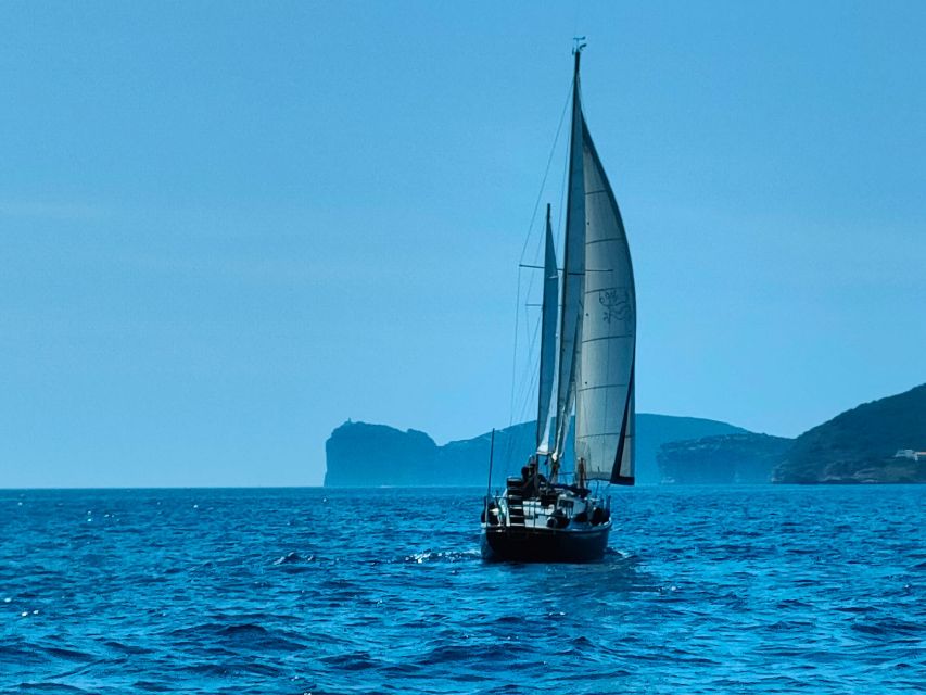 Alghero: Day trip on a sailing boat - Practical details that affect your choice