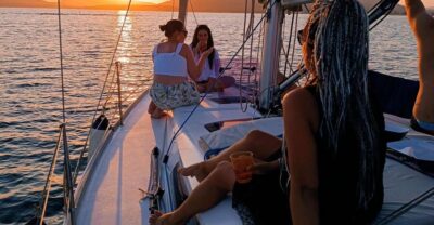 Sunset Sailing Aperitif Experience