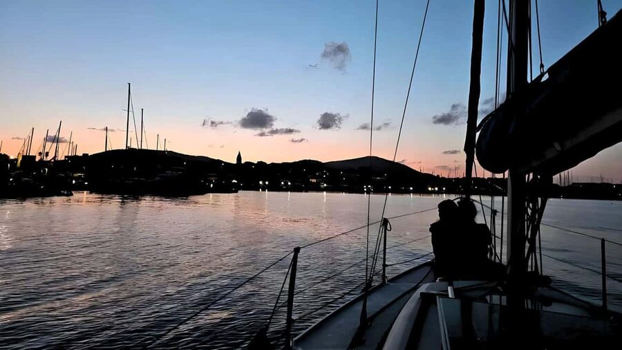 Alghero: sunset sailing tour from Fertilia - Swimming from the boat instead of joining a beach crowd
