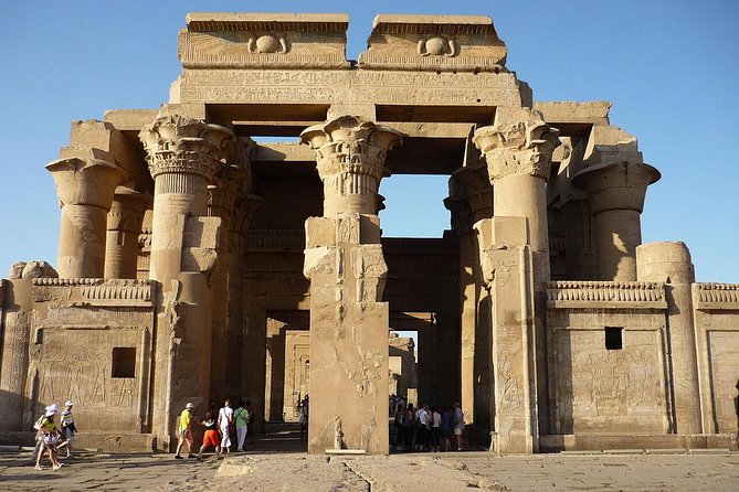 Amazing Sailing Nile Cruise From Aswan For 2 Nights 3 Days Including Balloon - Why a three-day Nile cruise works so well