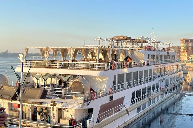Amazing Sailing Nile cruise from Aswan for 3 Nights + Abu Simbel & Air Balloon - Day 1: Philae, the High Dam, and your first night aboard