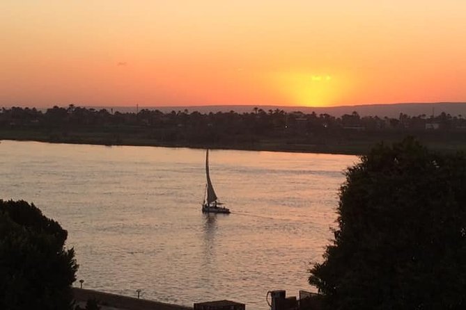 Amazing Sunset sailing by Felucca in Luxor -2 Hours (Private) - The big variable: wind
