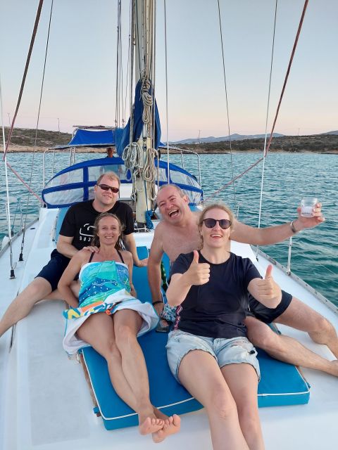 Antiparos: Private Sailing Cruise with Swim Stops and Lunch - Panteronisi and the Blue Lagoon