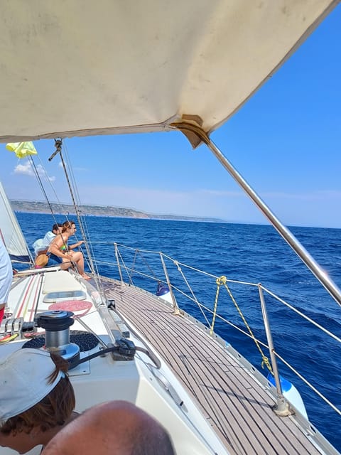 Apulia: sailing boat tour with aperitif - An Apulian aperitif by the caves