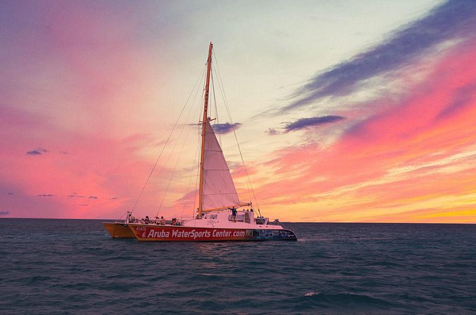 Aruba Sunset Sail - The Arusun Catamaran - Music and the mood aboard