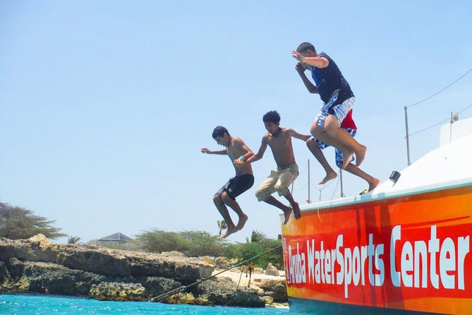 Arusun Catamaran Sail with Snorkeling in Aruba - Getting from Palm Beach to the catamaran