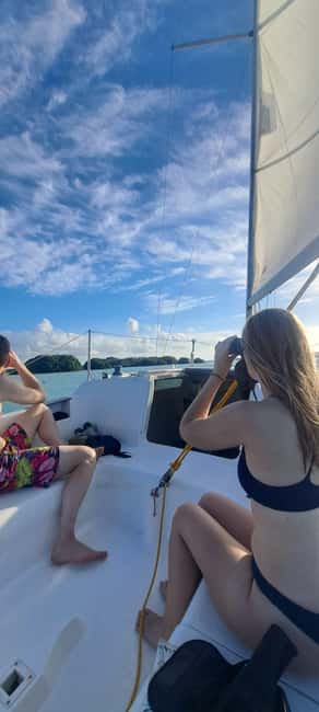 Bacalar: Lagoon Sailing Tour with Snacks and Drinks - How the $44 price compares