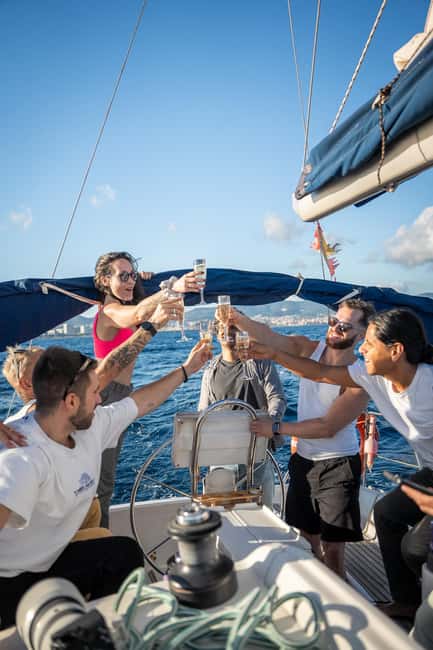 Barcelona Badalona : Sailboat Tour, Snacks, Drinks, Swimming - Setting sail from Badalona