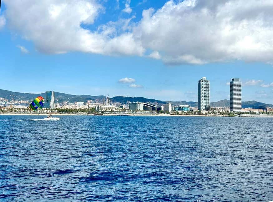 Barcelona Badalona : Sailboat Tour, Snacks, Drinks, Swimming - Is $45 good value?