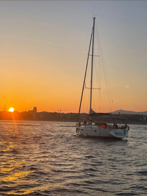 Barcelona: Boat trip with cava in amazing sailboat - How good is the $58 value?
