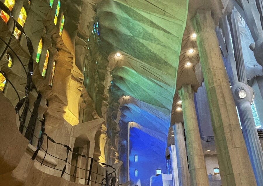 Barcelona Guided Sagrada Familia Tour & Sailing Experience - Starting Outside the BarcelonaSail Shop