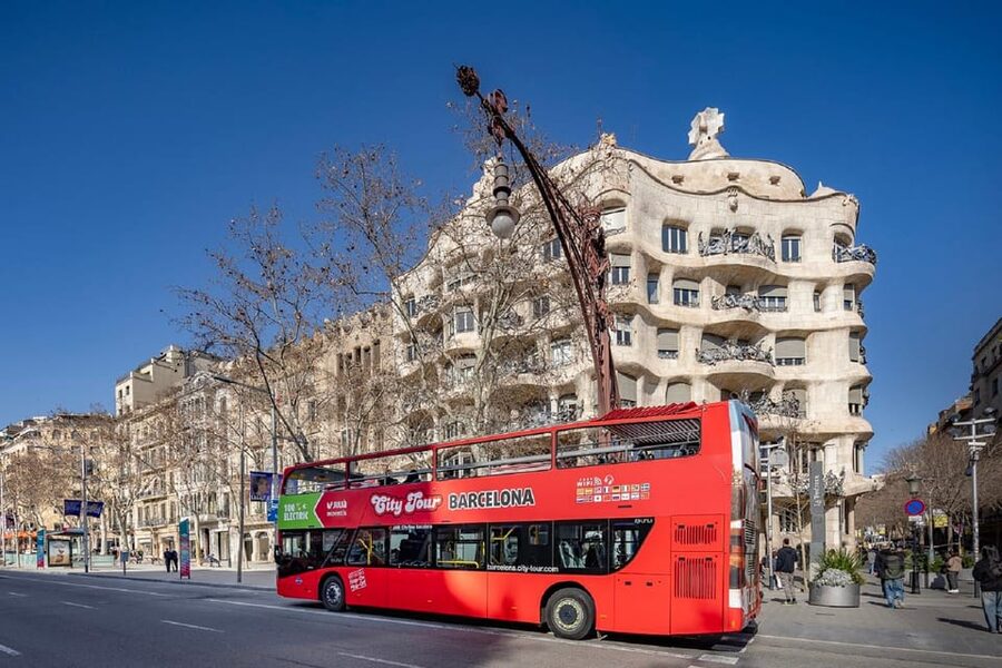 Barcelona: Hop-On Hop-Off Bus with Sailing Cruise - The orange West route: Montjuïc, museums, and football