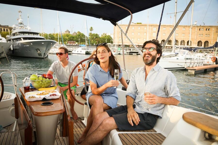 Barcelona: Light Brunch Sailing Experience with Drinks - Setting out from renovated Port Olimpic
