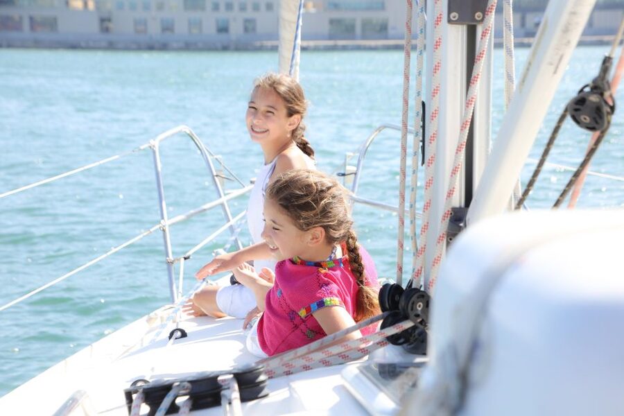 Barcelona: Light Brunch Sailing Experience with Drinks - Barcelona from the Mediterranean side